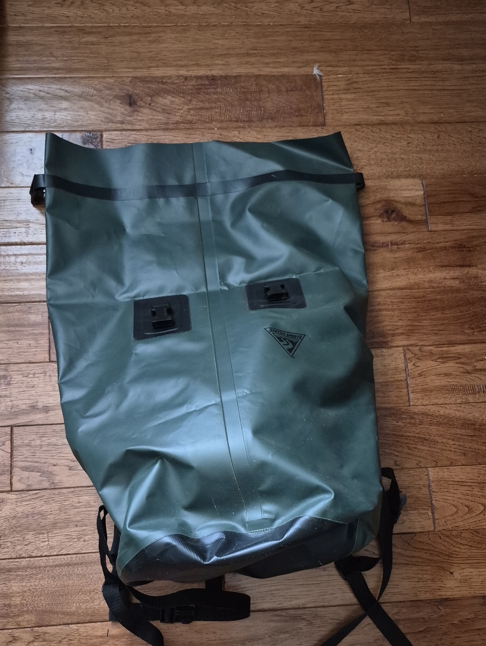 Seattle Sports Waterproof Roll-Top Backpack in Dark Green